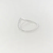 v-shaped half eternity ring